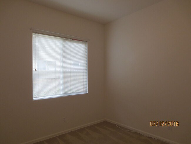 Building Photo - 2407 Elliot St