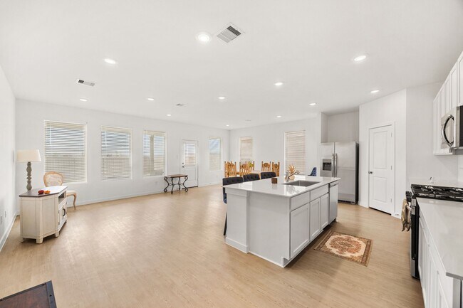 Building Photo - 16507 Mesquite Fld Dr