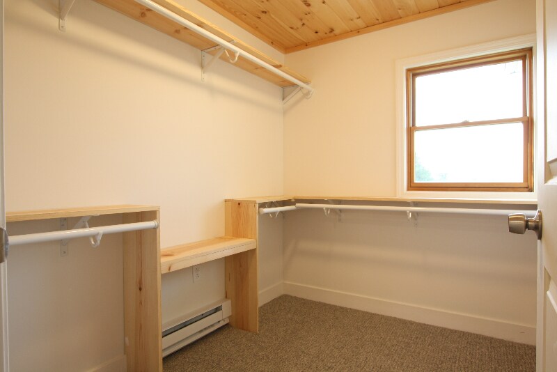 Building Photo - 559 Tannehill St