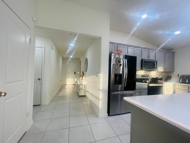 Building Photo - 3166 Sweet Acrs Pl