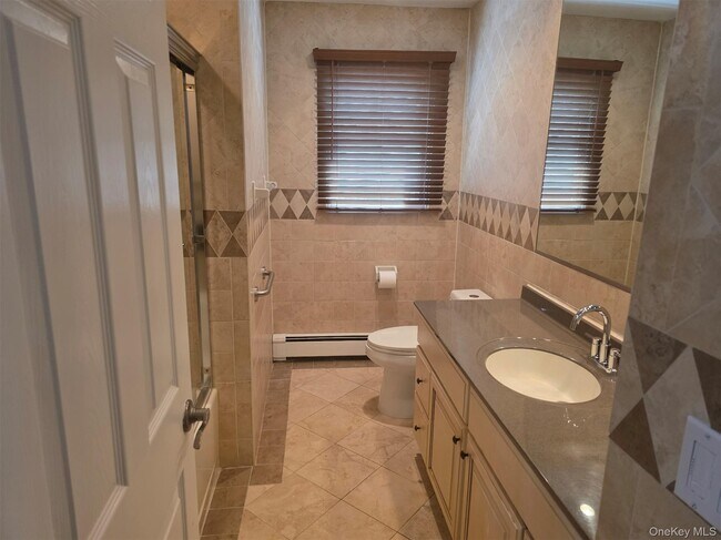 Building Photo - 29 Carriage Hill Ln