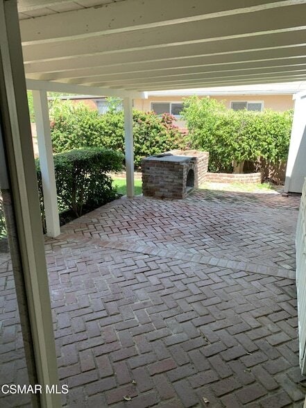 Building Photo - 7431 Cozycroft Ave