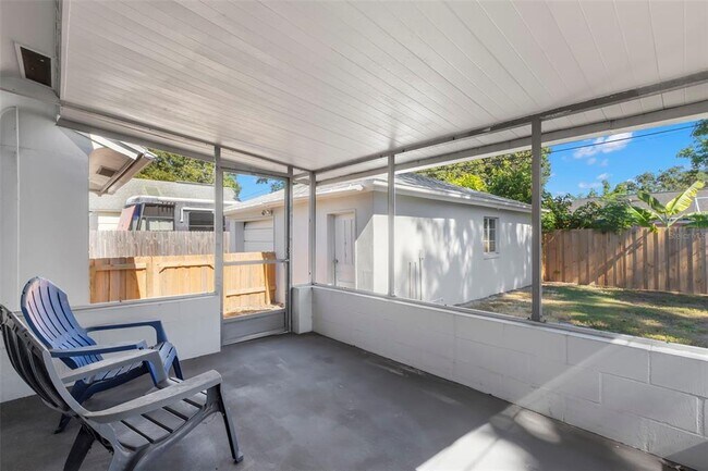 Building Photo - 3505 Prescott St N