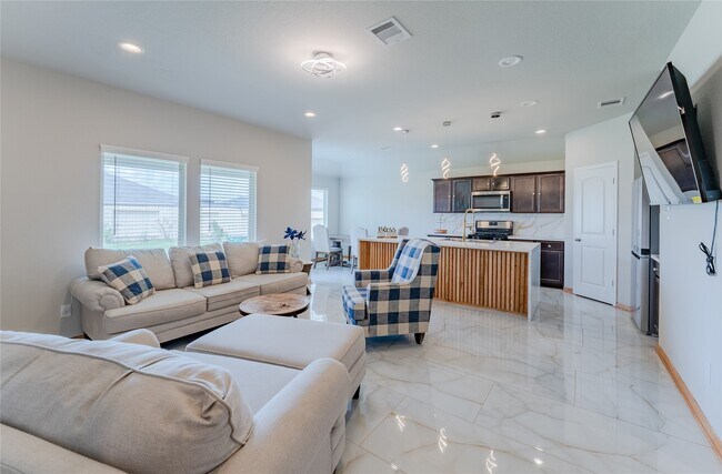 Building Photo - 5431 Tindarey Bluff Trail