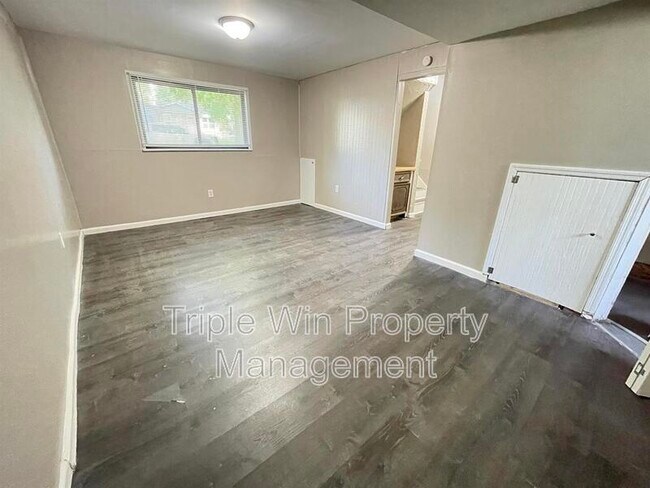 Building Photo - 1464 Monopoly Dr