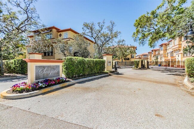 Building Photo - 254 Seagate Ct
