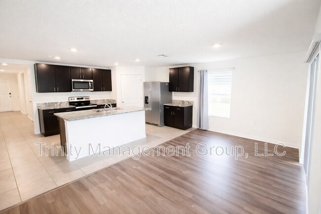 Building Photo - 36350 Spanish Rose Dr