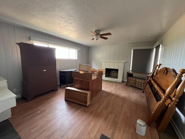 Building Photo - 20649 E American Ave