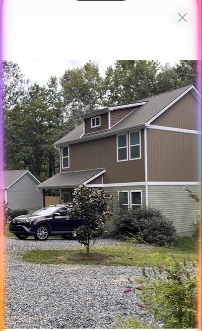 Building Photo - 107 Owens Creek Rd