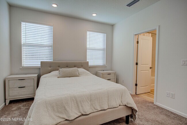 Building Photo - 168 Rambling Brk Trl