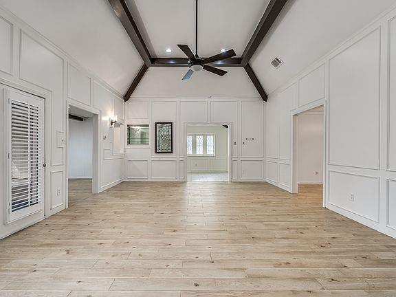 Building Photo - 9922 Hickory Crossing