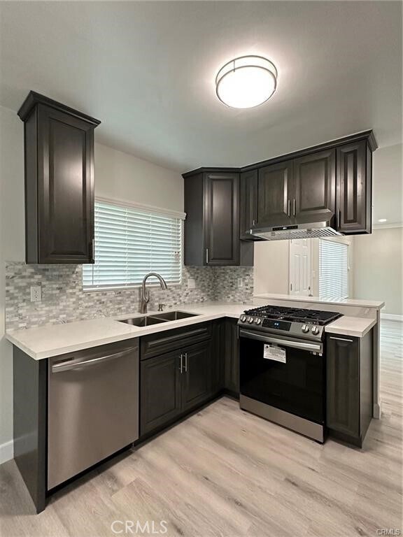 Building Photo - 260 Linda Rosa Ave