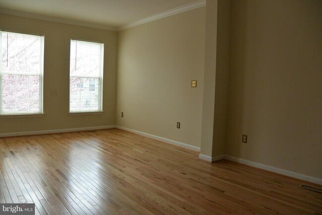 Building Photo - 5302 Chieftain Cir