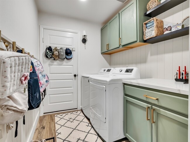 Building Photo - 4827 Ladona Ct