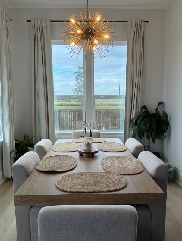 Building Photo - 8413 Benjamin St