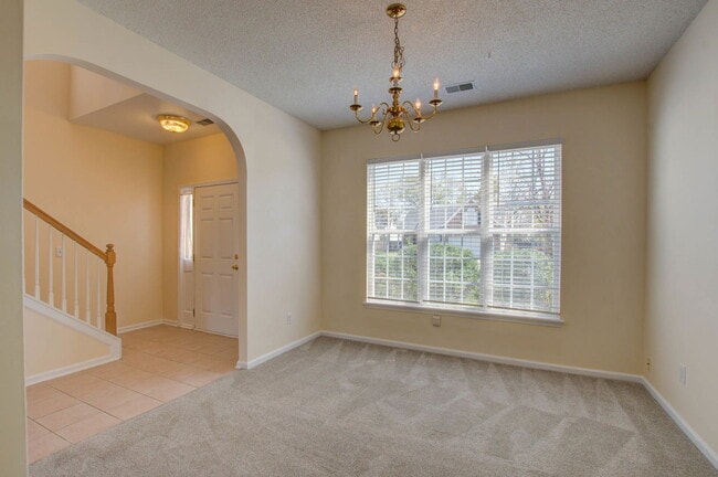 Building Photo - 533 Tribeca Dr