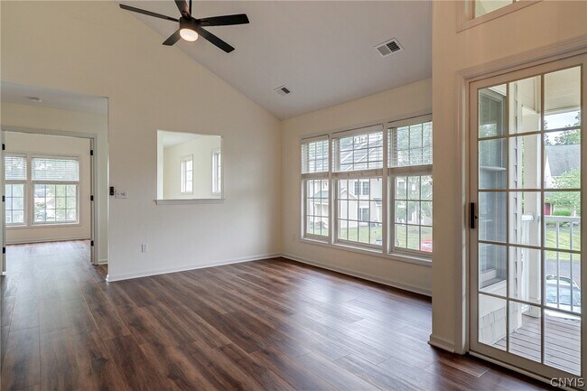Building Photo - 2404 Pipers Ct