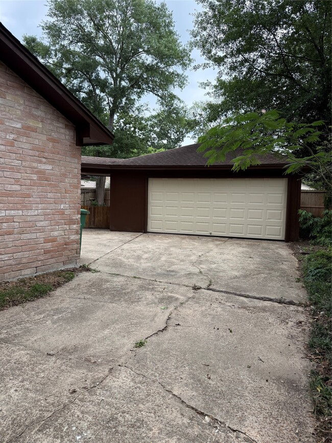 Building Photo - 3206 Cascade Creek Dr