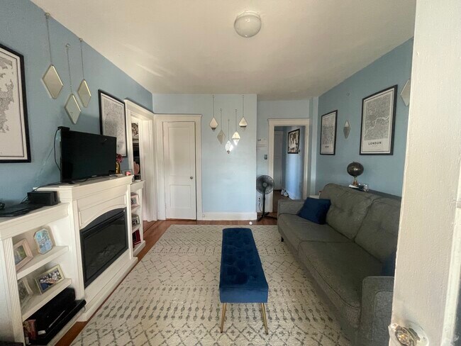 Building Photo - 1677 Commonwealth Ave