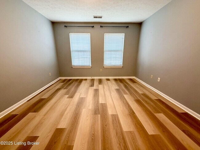 Building Photo - 4442 Southbridge Ct