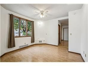 Building Photo - 1402 Thomas Ave W