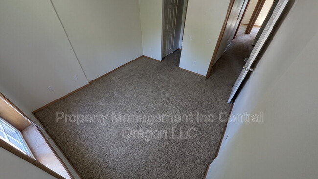 Building Photo - 2110 Baines Blvd
