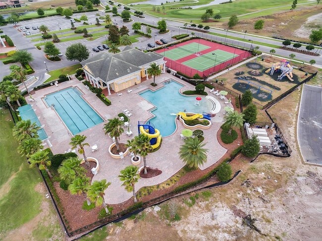 Building Photo - 1310 Oakcrest Ct