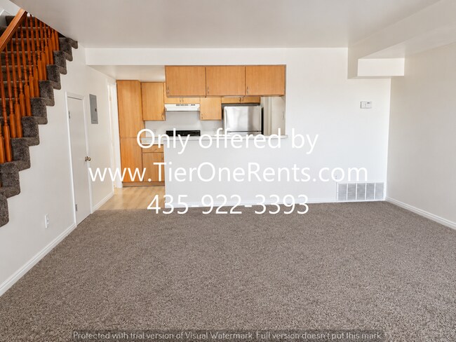 Building Photo - $500 OFF First Month's Rent