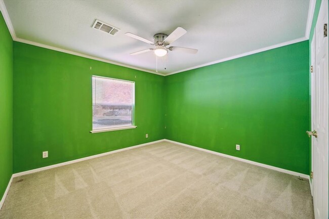 Building Photo - 10126 Summerberry Ln