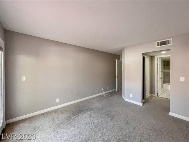 Building Photo - 2760 Lodestone Dr