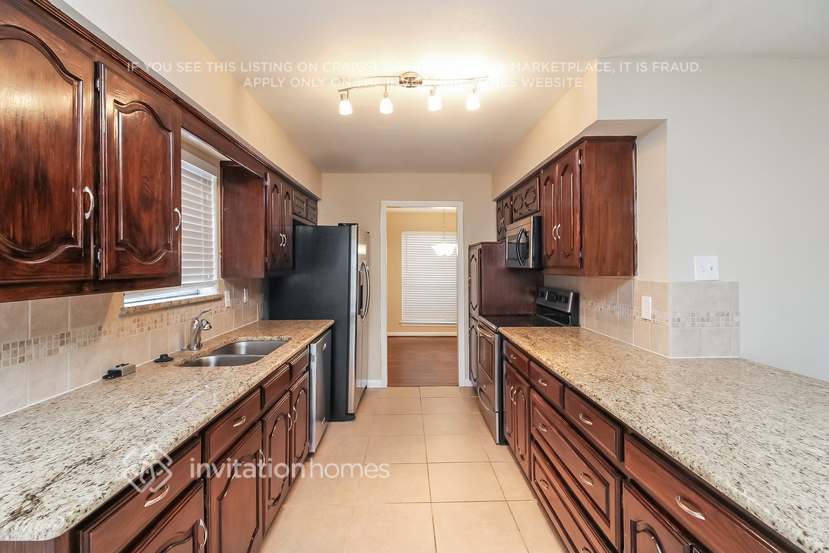 Building Photo - 7018 Allview Ln