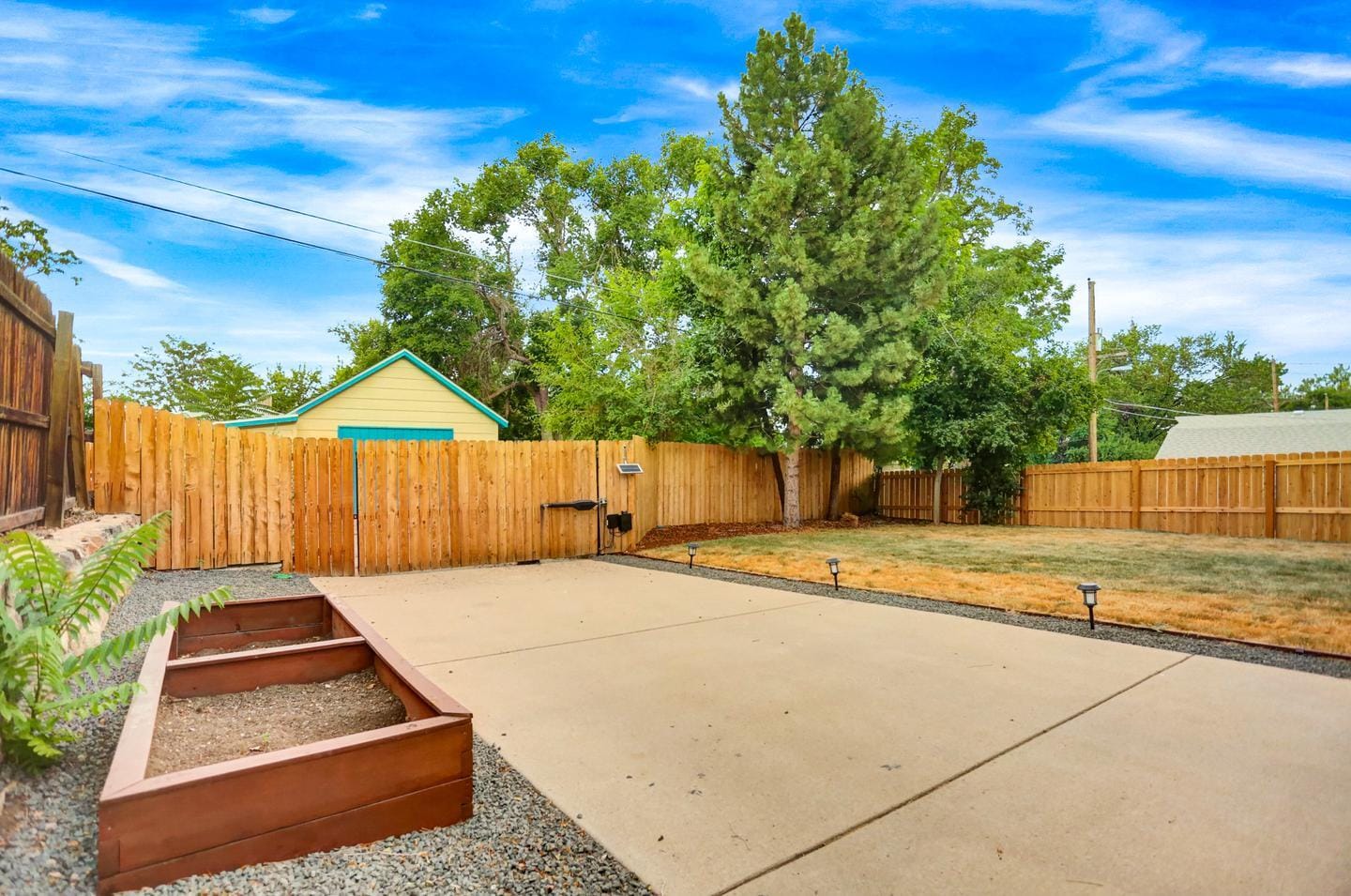 Building Photo - Elegant Sunnyside home with covered patio by Rocky Mtn Lake Park