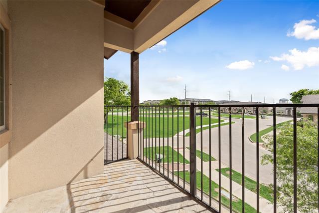 Building Photo - 3009 Solana Cir