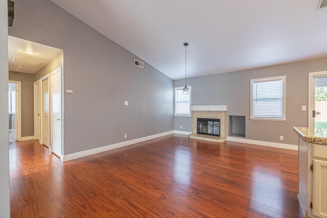 Building Photo - 44322 Brandon Thomas Way