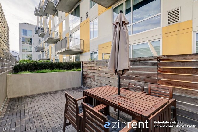 Building Photo - 2 br, 2 bath Condo - 45 Bartlett St, San F...