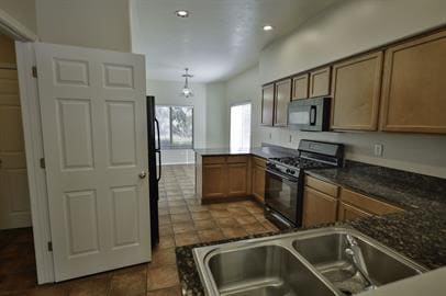 Building Photo - Rancho Sahuarita