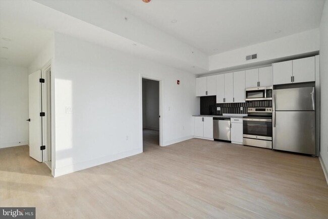 Building Photo - 1643 N 2nd St