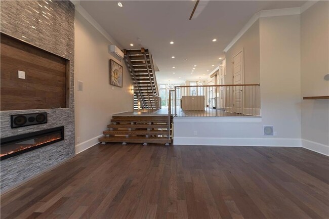 Building Photo - 172 Oxbo Rd