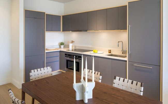 Building Photo - 10 City Point