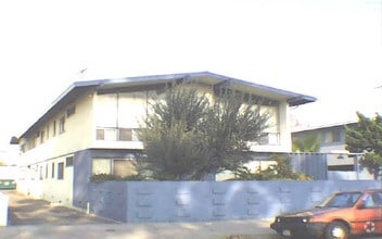 Building Photo - 7735 Florence Ave