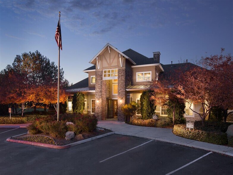 The Vintage at South Meadows 1001 S Meadows Pky Reno NV 89521