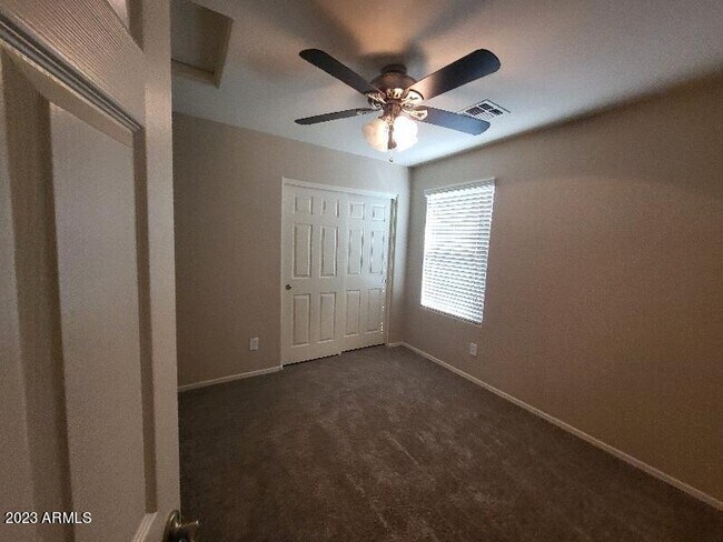 Building Photo - 7255 N 89th Dr