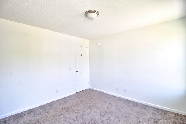 Building Photo - 171 Brightleaf Cir