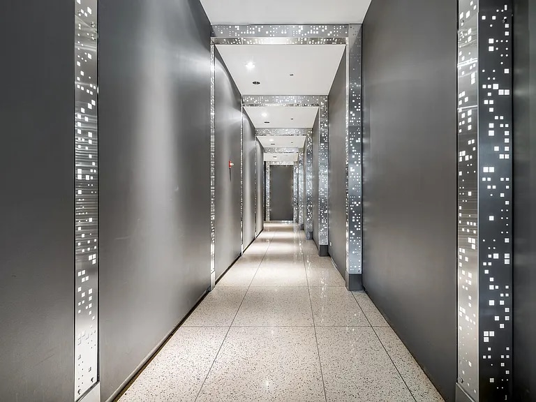 Building Photo - 700 N Larrabee St