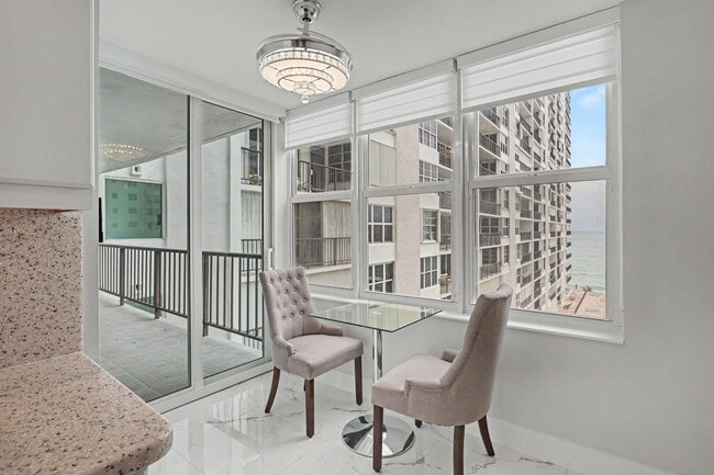 Building Photo - 4280 Galt Ocean Dr