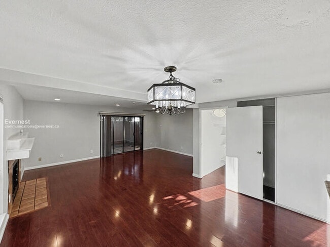 Building Photo - 6395 Joaquin Murieta Ave