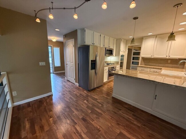 Building Photo - OPEN HOUSE this Wednesday 5pm-6:30pm - Private Redwood Setting | 4BR Home with Family Room, Bar &...