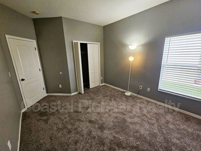 Building Photo - 1824 Mira Lago Cir