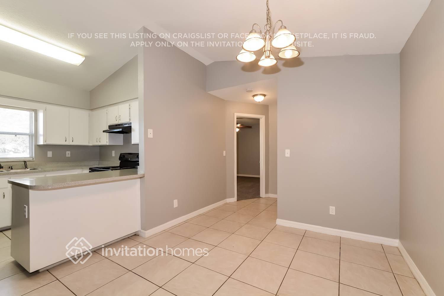 Building Photo - 323 Boca Ciega Rd
