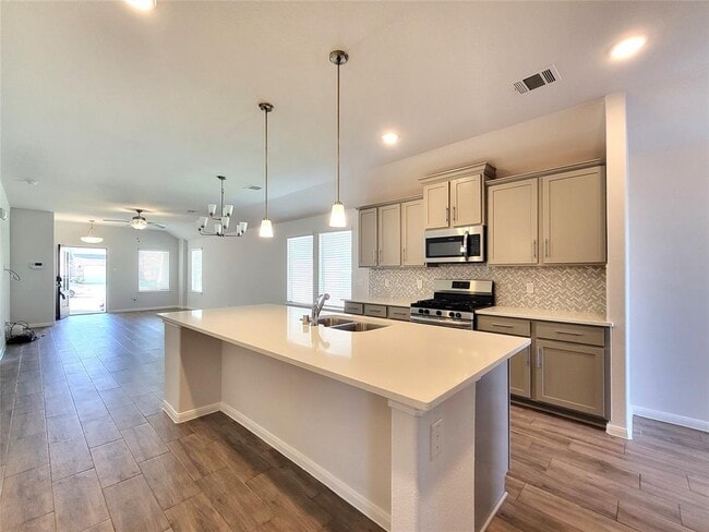 Building Photo - 1227 Marvista Ln
